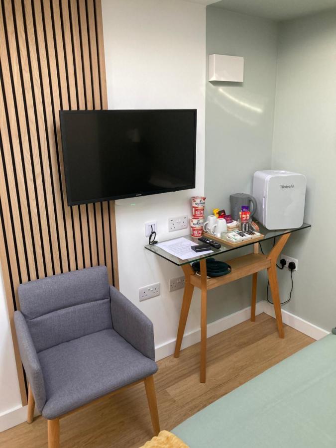 Central Ensuite Guest Unit With Ac And Free On-Street Parking ブライトン エクステリア 写真