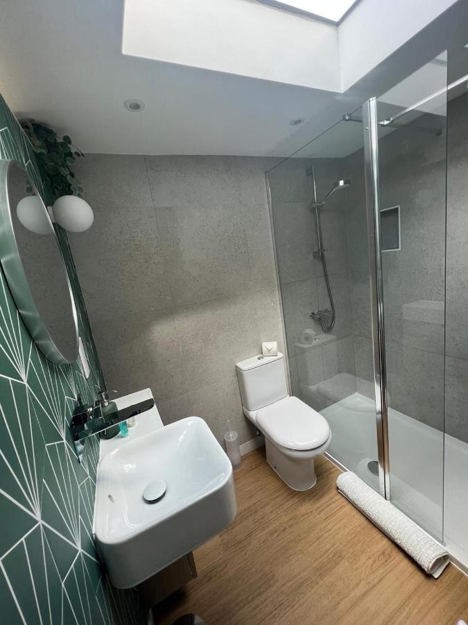 Central Ensuite Guest Unit With Ac And Free On-Street Parking ブライトン エクステリア 写真